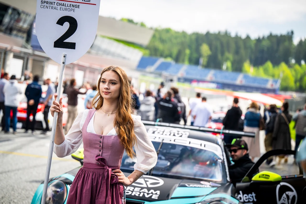 Zwei Männer von Furthner GmbH & Co KG